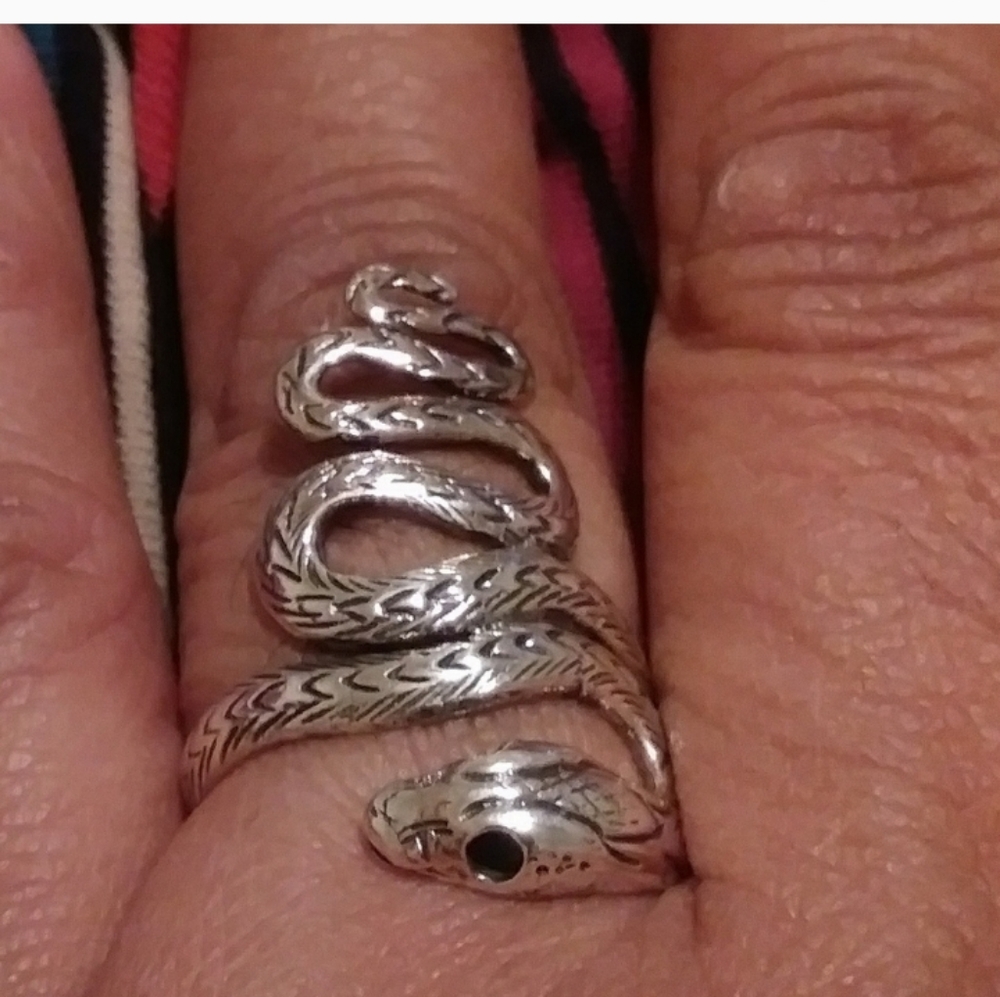 .925 Snake shaped Sterling Silver Ring